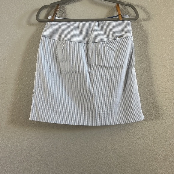 S.C.& CO. Blue /White Striped Tummy Control Skort Size S - Picture 2 of 6